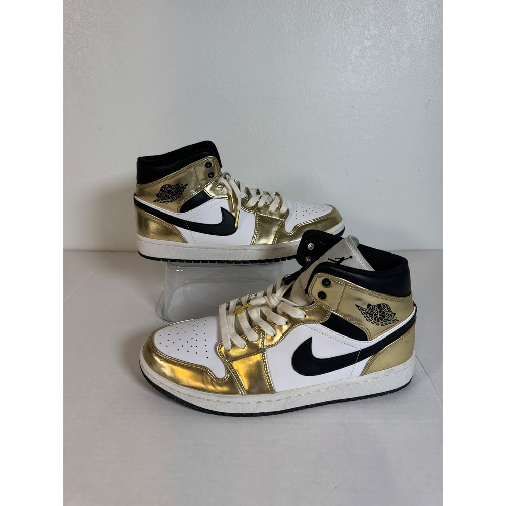 NIKE Air‎ Jordan 1 Mens Mid SE Metallic Gold Pendants White Black Gold Size 10